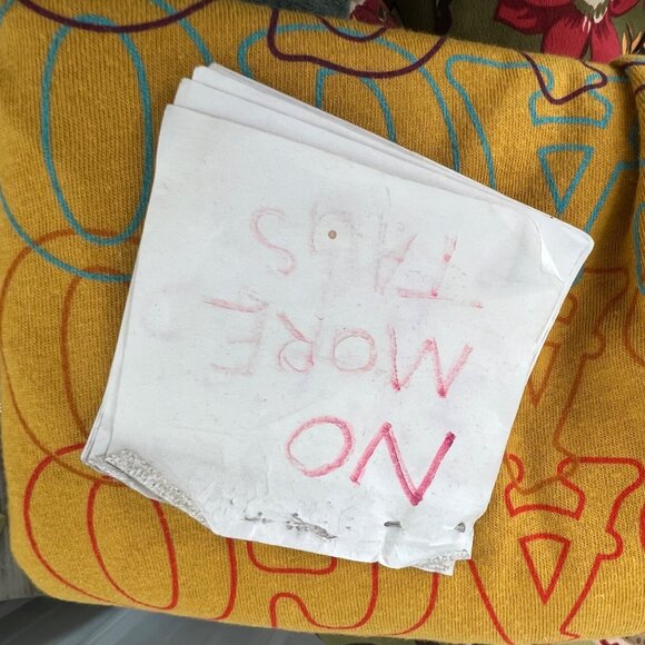 Chicago Boxy T-Shirt Medium Yellow Crewneck Short Sleeve Crop Pullover Design - Picture 3 of 6